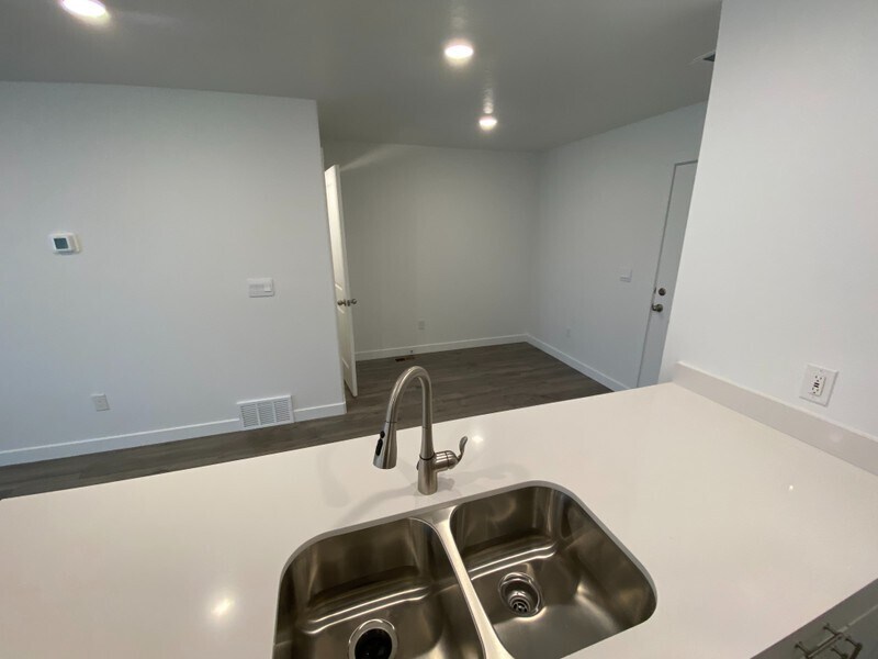 Building Photo - 3953 W Yonex Dr
