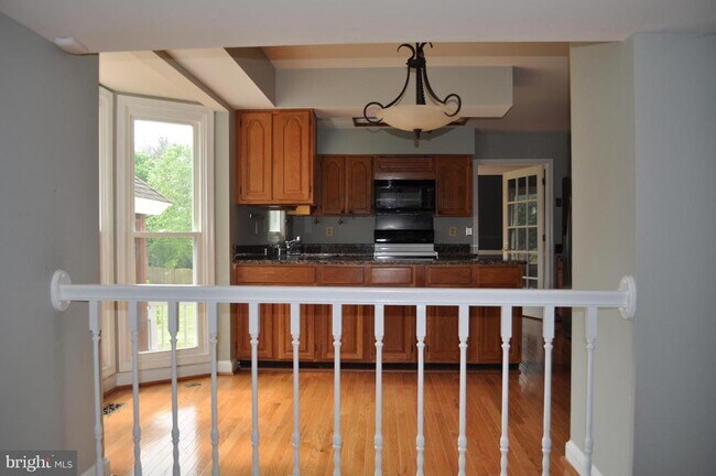 Building Photo - 14616 Falling Leaf Way