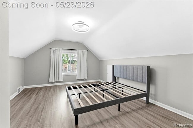 Building Photo - 413 Chestnut St