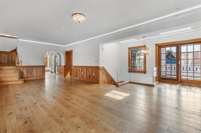 Building Photo - 43 Ackerman St