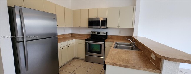 Building Photo - 10949 SW 181st Terrace