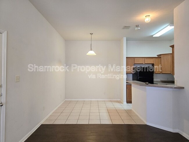 Building Photo - 1211 Sironia Trail