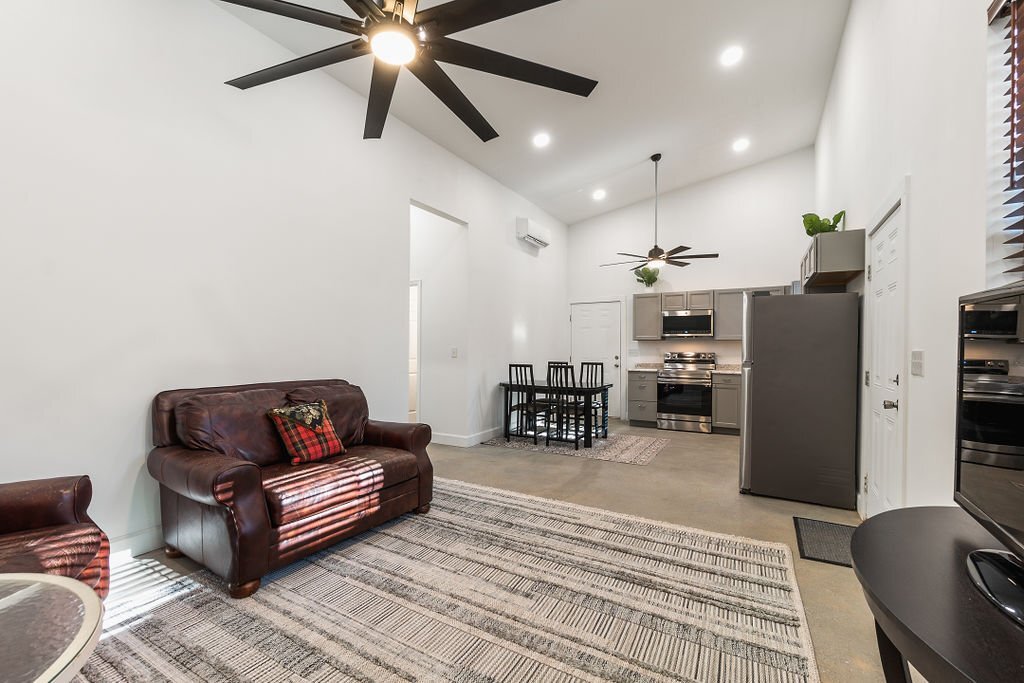 Building Photo - 21 Cody St