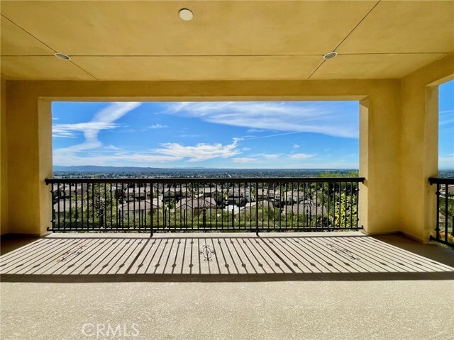 Building Photo - 2652 E Temblor Ranch Dr