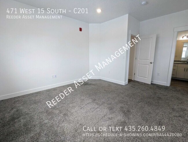 Building Photo - 471 W 15 S