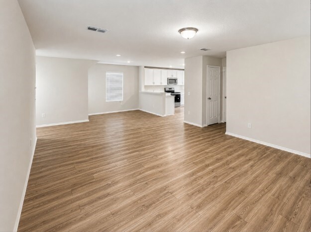 Building Photo - 825 Ozark Path