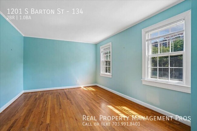 Building Photo - 1201 S Barton St