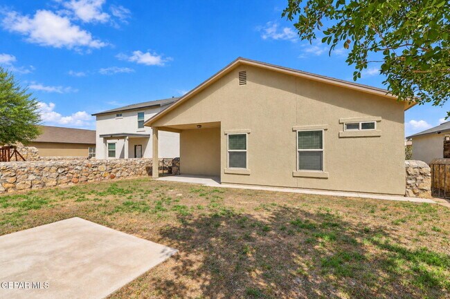 Building Photo - 14832 Orsten Artis Ave