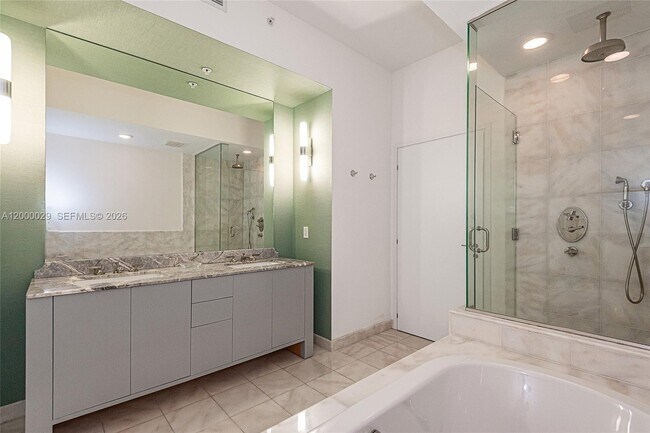 Building Photo - 50 South Pointe Dr