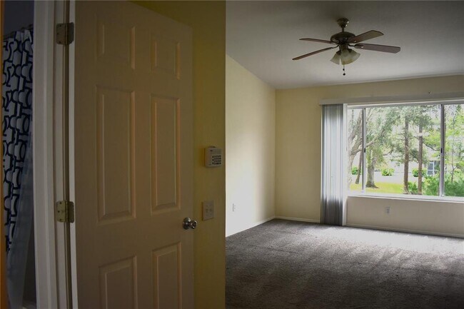 Building Photo - 12369 Berkeley Square Dr