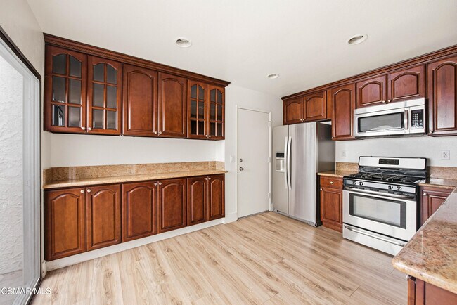 Building Photo - 238 Via Colinas
