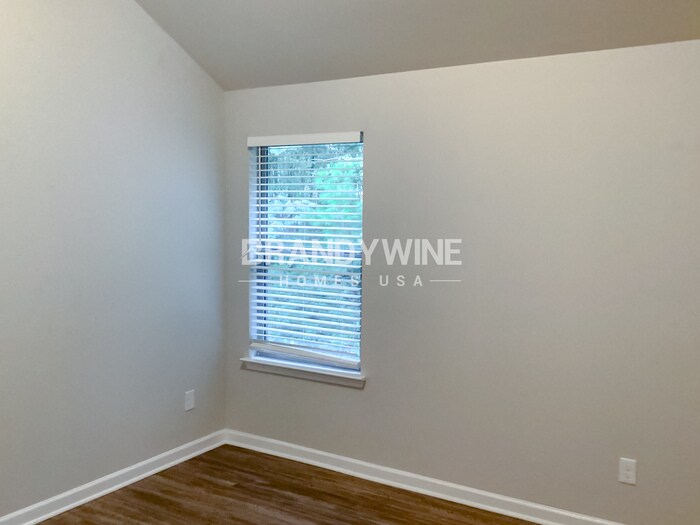 Building Photo - 397 Lossie Ln