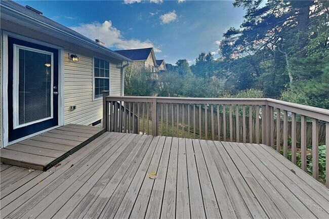 Building Photo - 102 Ashford Dr