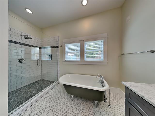 Building Photo - 5536 Tremont St