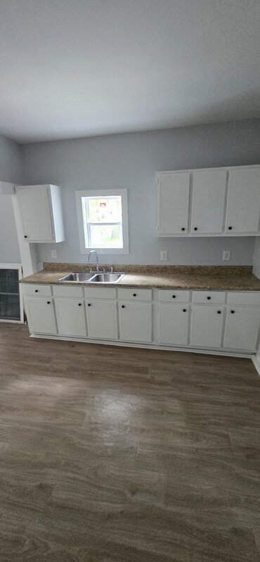 Building Photo - 2034 49th St Ensley