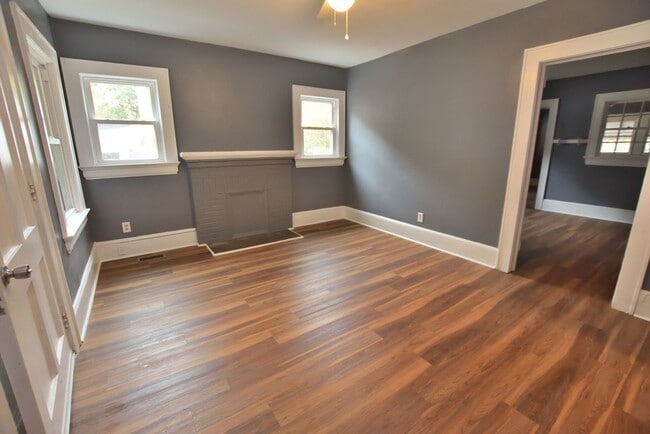 Building Photo - 1219 Boone St