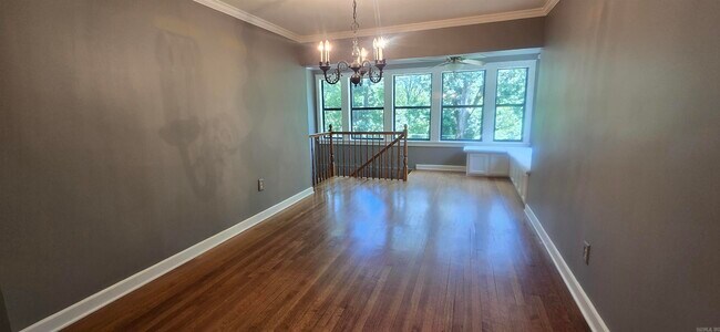 Building Photo - 600 Skyline Dr