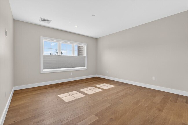 Building Photo - Gorgeous 2 Bed + Office | 2 Bath | 1,771 Sq Ft | Brand New Construction