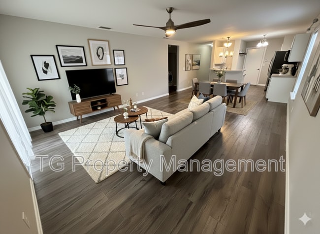 Building Photo - 942 Wynfield Cir