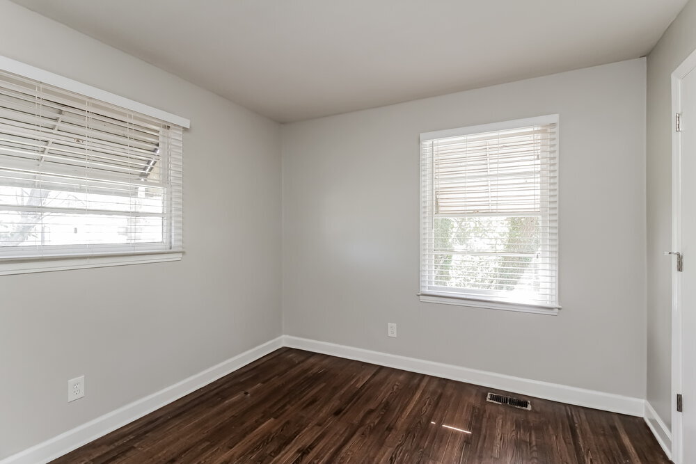 Building Photo - 3800 Seaman Dr