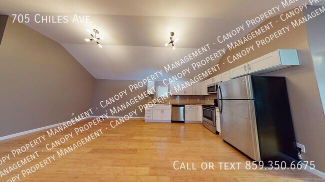 Building Photo - 705 Chiles Ave