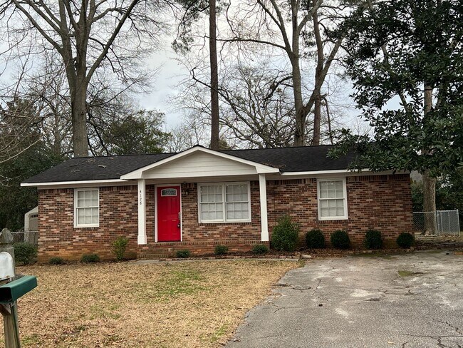 Building Photo - Location! Location! Location!