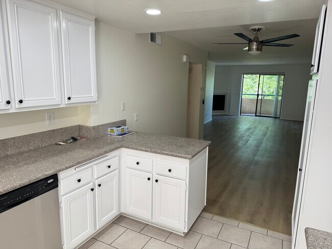 Building Photo - 18123 Erik Ct