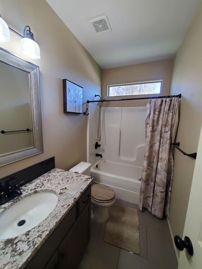 Building Photo - Pristine luxury Home in North Andover Neig...