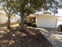 Building Photo - 332 PRICIPES WAY Dr
