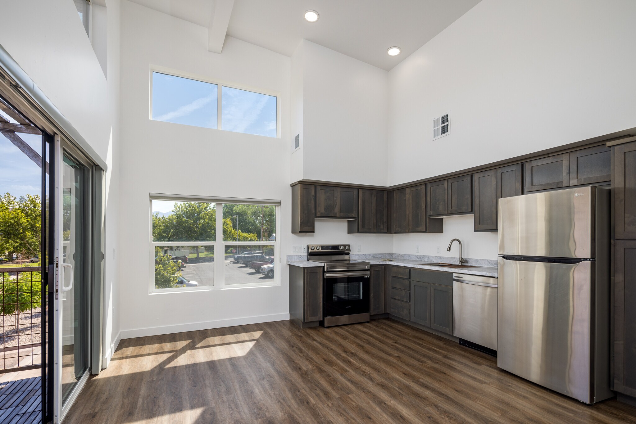 Building Photo - 443 Kane Creek Blvd