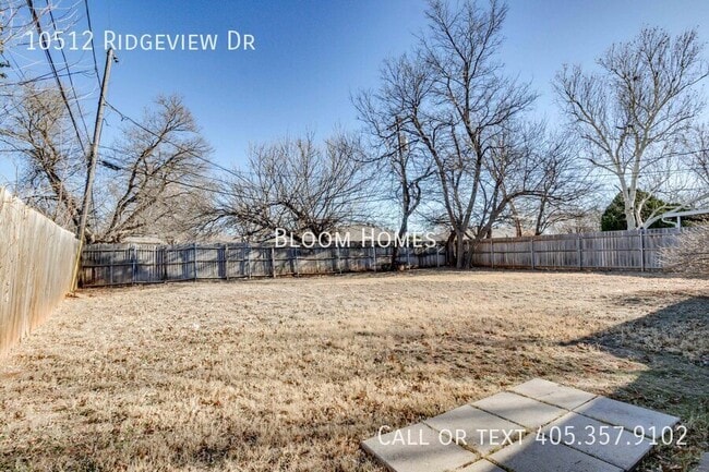 Building Photo - 10512 Ridgeview Dr