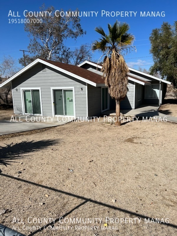 Primary Photo - 2 bed/2 bath + POSSIBLE 3 bed Single Famil...