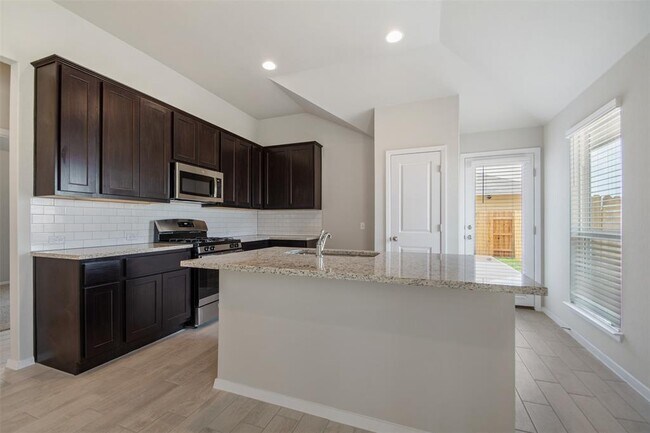 Building Photo - 187 Living Reef Dr