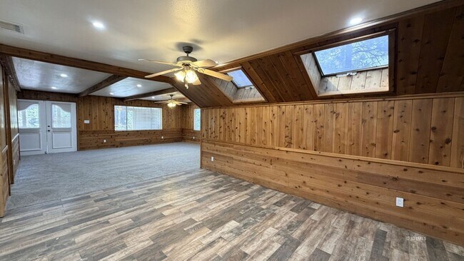 Building Photo - 54141 Pine Crest Ave