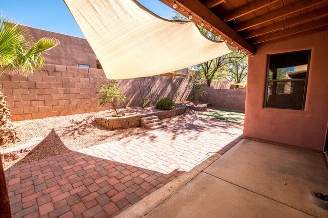 Building Photo - Gorgeous 3 Bedroom 2 Bathroom Home with Tile Throughout! Central A/C, 2 Car Garage!