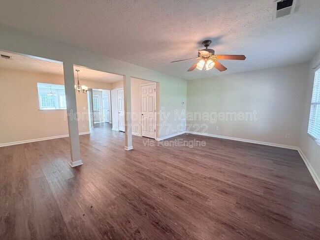 Building Photo - 2863 Creek Bottom Ct