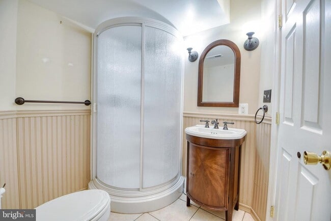 Building Photo - 800 Baltimore Annapolis Blvd