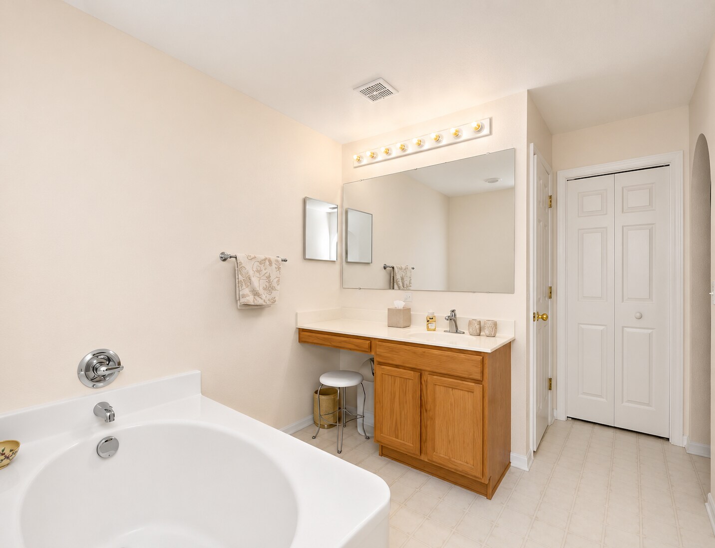Building Photo - 3371 Hickory Leaf Ct