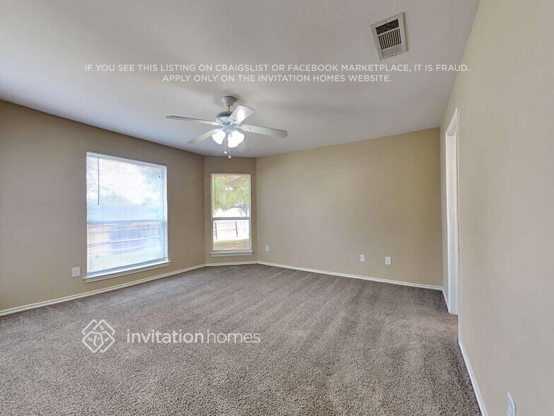 Building Photo - 1312 Regatta Pl