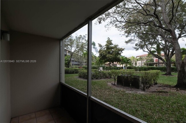 Building Photo - 13355 SW 9th Ct