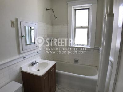 Building Photo - 1 bedroom in Malden MA 02148