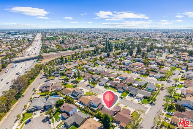 Building Photo - 13223 Arabella St