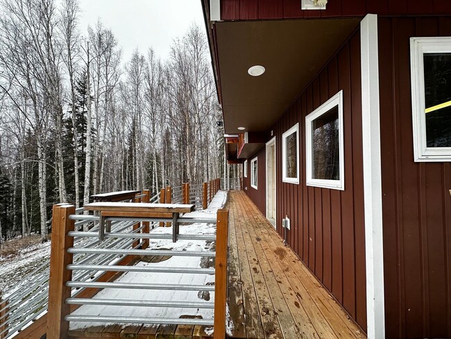 Building Photo - 2 Bed/1Bath house off Chena Ridge