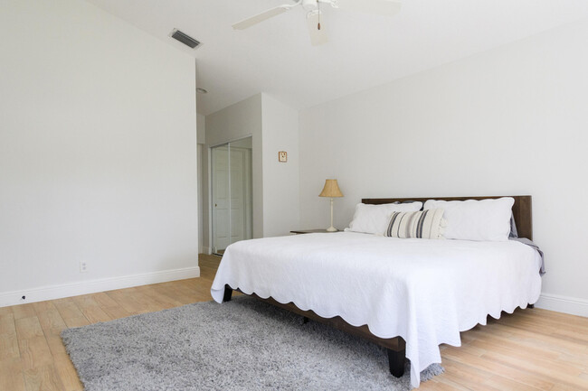 Building Photo - 3693 Miramontes Cir