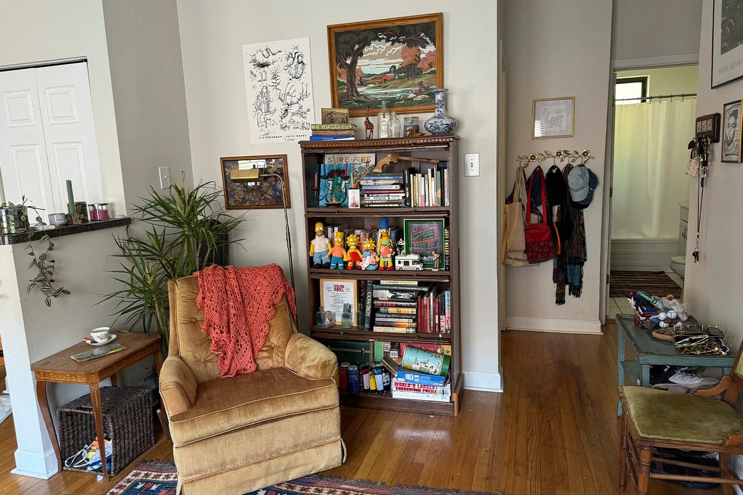 Building Photo - 727 W Roscoe St