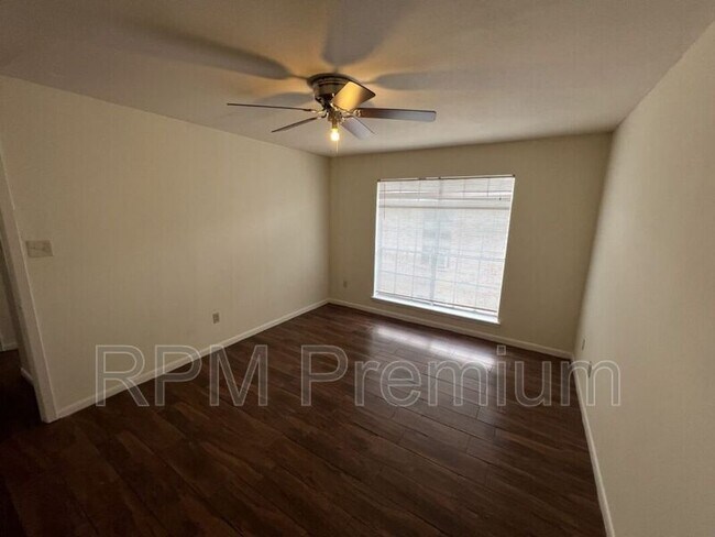 Building Photo - 5268 S Brightside View Dr