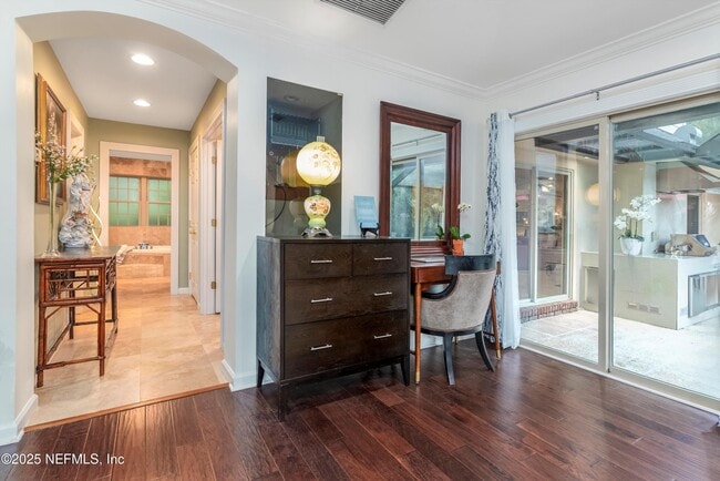 Building Photo - 1157 Creeks Edge Ct