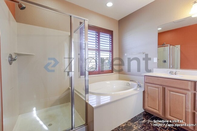 Building Photo - 681 Ringneck Ct