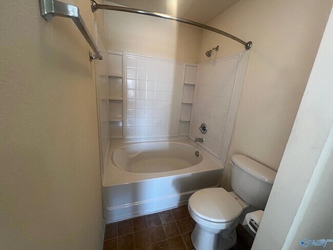 Building Photo - 202 Harold Murphy Dr