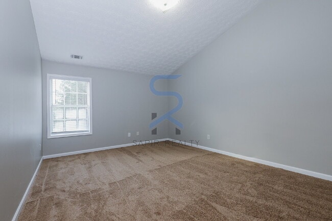 Building Photo - Move in before January 31st and choose your reward: a $250 Amazon Gift Card or a 55" Smart TV!